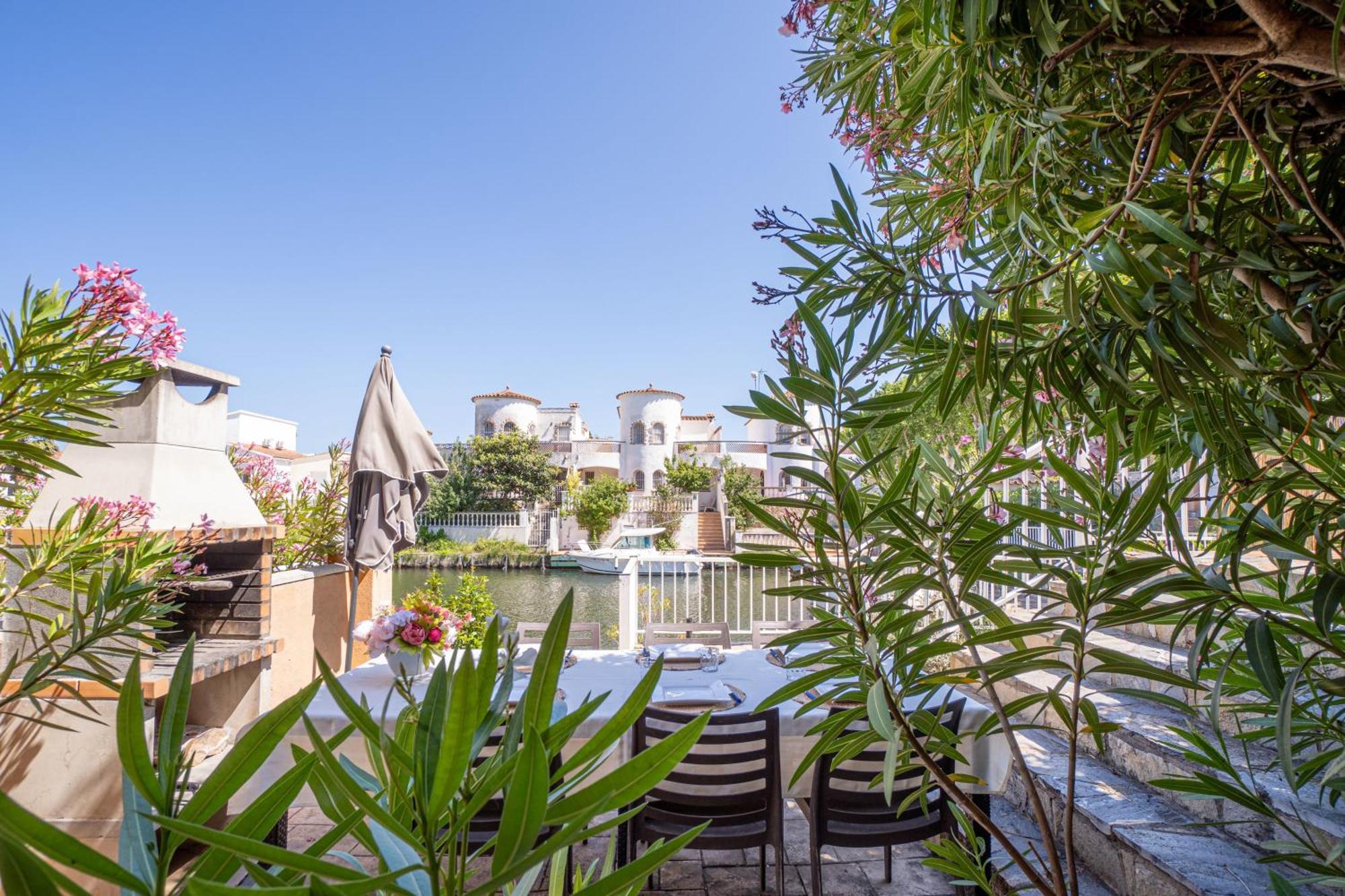 Jouvacations Villa Freser Empuriabrava Exteriér fotografie
