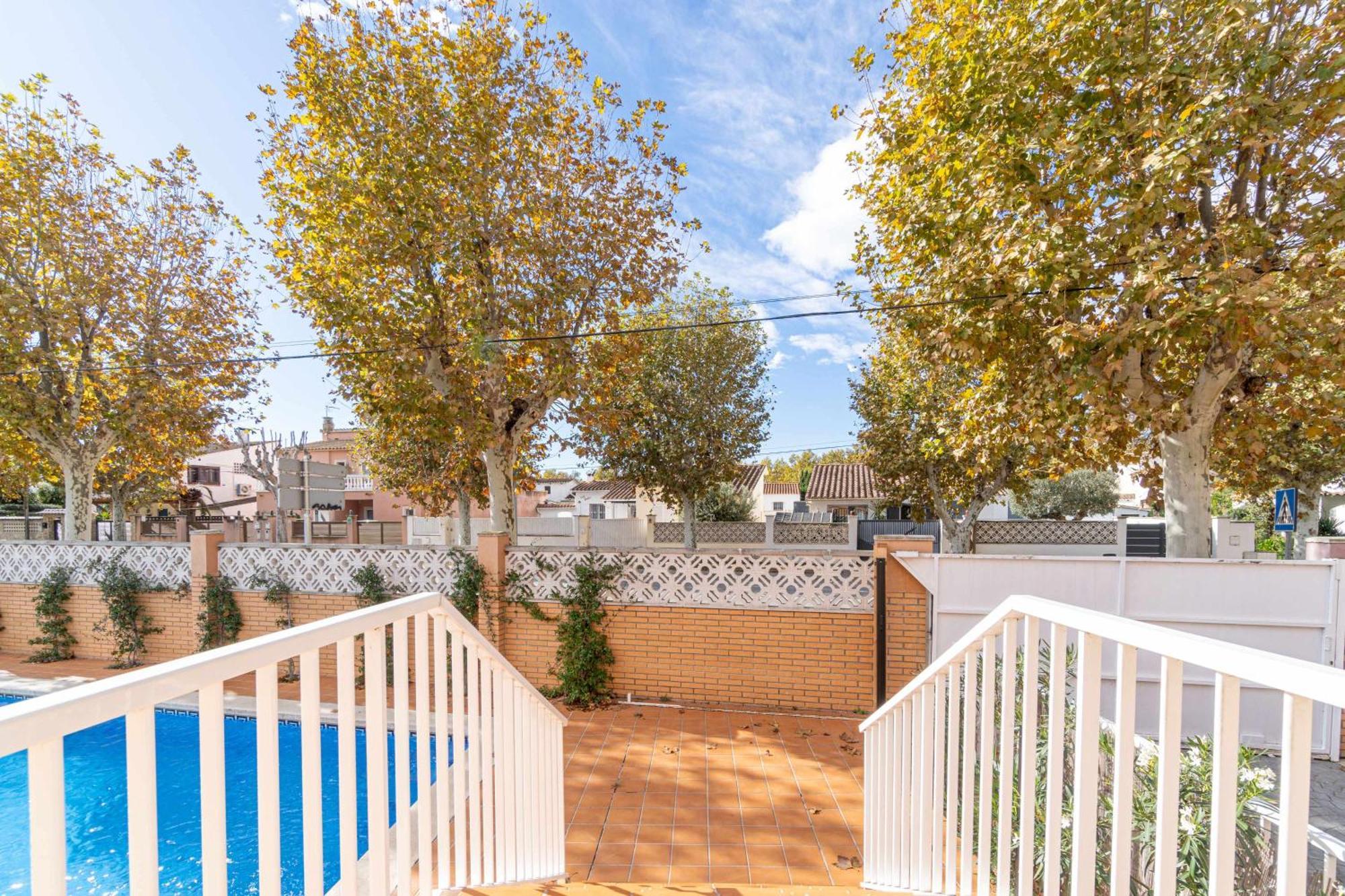Jouvacations Villa Freser Empuriabrava Exteriér fotografie